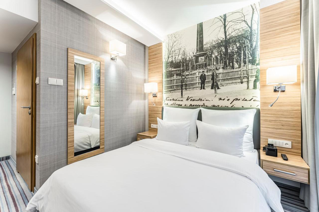 Hotel Wieniawski ลูบลิน ภายนอก รูปภาพ