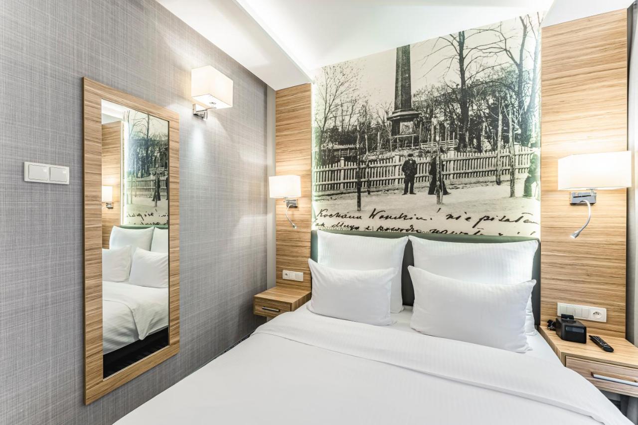 Hotel Wieniawski ลูบลิน ภายนอก รูปภาพ