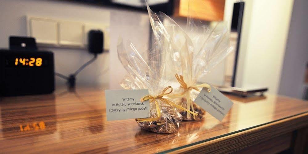 Hotel Wieniawski ลูบลิน ภายนอก รูปภาพ